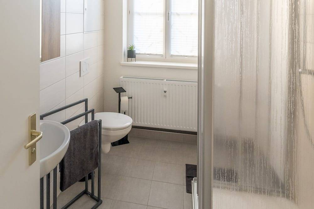 Ganze Wohnung, Gsw Gästewohnungen Karl-Marx-Straße 42, Whg 5 (2.Og li.) - Gsw Gästewohnungen in Guben, Cottbus und Umgebung