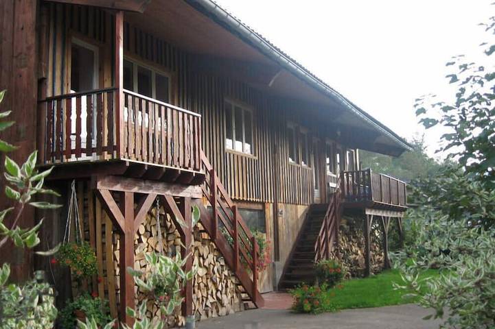 Gîte pour 16 personnes, avec Balcon et Jardin à Saint-Amarin