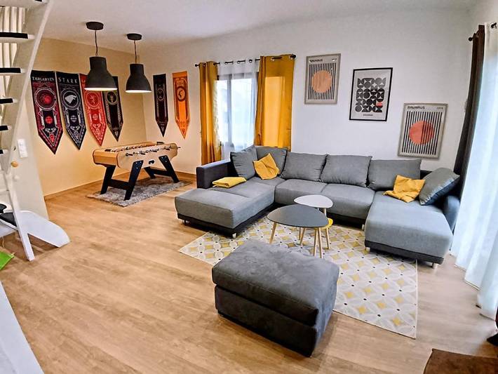 Location de vacances pour 6 personnes, avec terrasse et vue, animaux acceptés à Marigny-lès-Reullée - 4