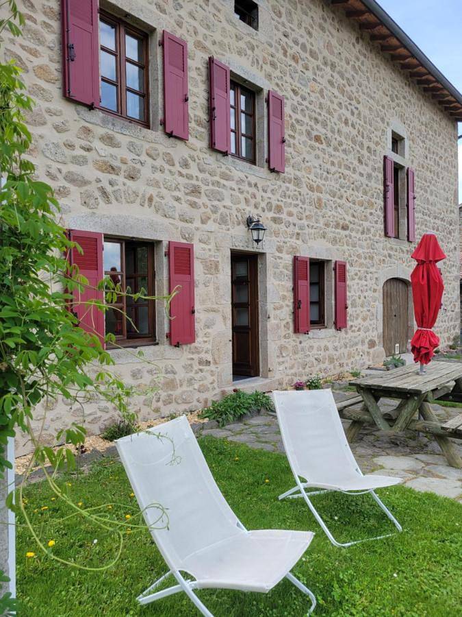 Se reconnecter à la nature au gîte 3 étoiles de Montager à Saint André de Chalencon in Saint-André-de-Chalencon, Haute-Loire