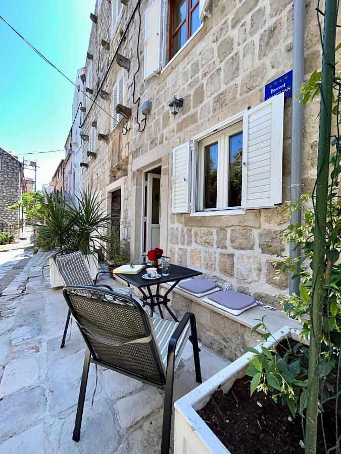 Ganze Wohnung, Two-Bedroom Apartment in Ston, Dubrovnik-Neretva
