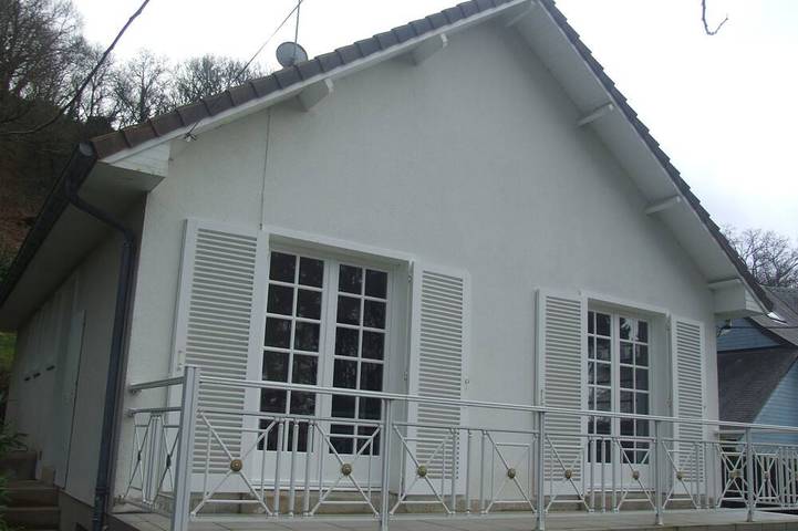 Ferienhaus für 6 Personen, mit Balkon und Garten