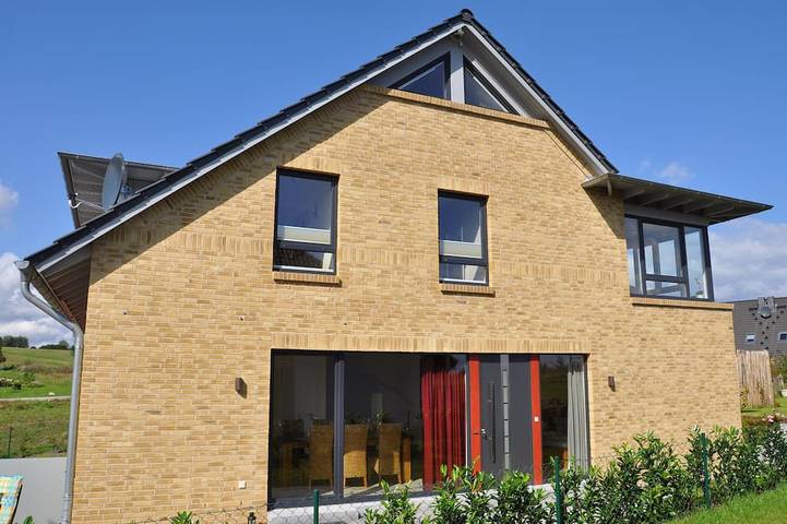 Ferienhaus für 6 Personen, mit Terrasse und Sauna sowie Garten in Wohlenberg