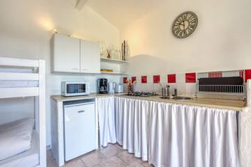 Maison De Vacances pour 5 Personnes dans Saintes-Maries-de-la-Mer, Parc naturel régional de Camargue, Photo 4