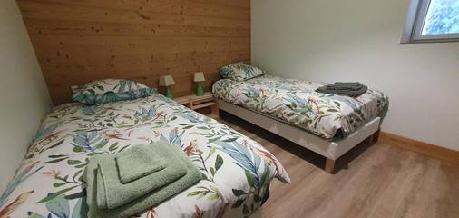 Gîte pour 15 personnes, avec vue et jardin à Châtillon-sur-Cluses