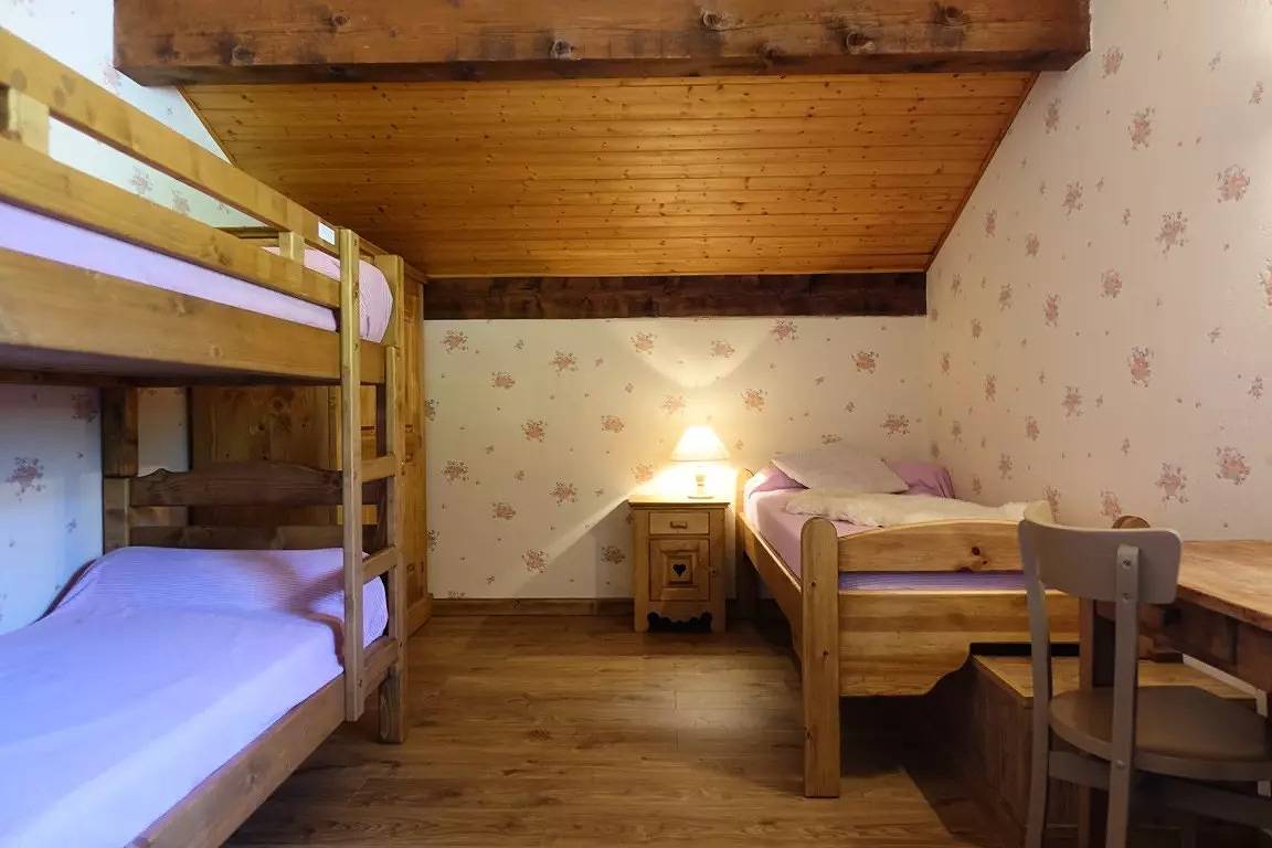 Apartamento entero, Gran apartamento de 7 a 8 personas en una residencia familiar - Pied des pistes in Arêches, Beaufort (Rhône-Alpes)