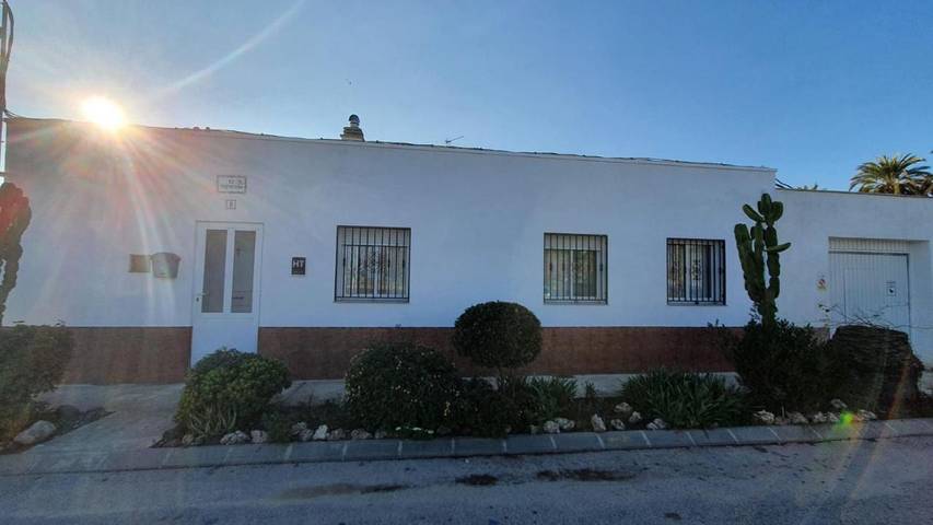 Gîte pour 14 personnes, avec jardin dans Poble Nou Del Delta - 2