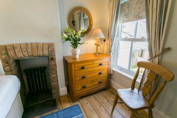 Cottage for 4 People in Beaumaris, Isle of Anglesey, Photo 4