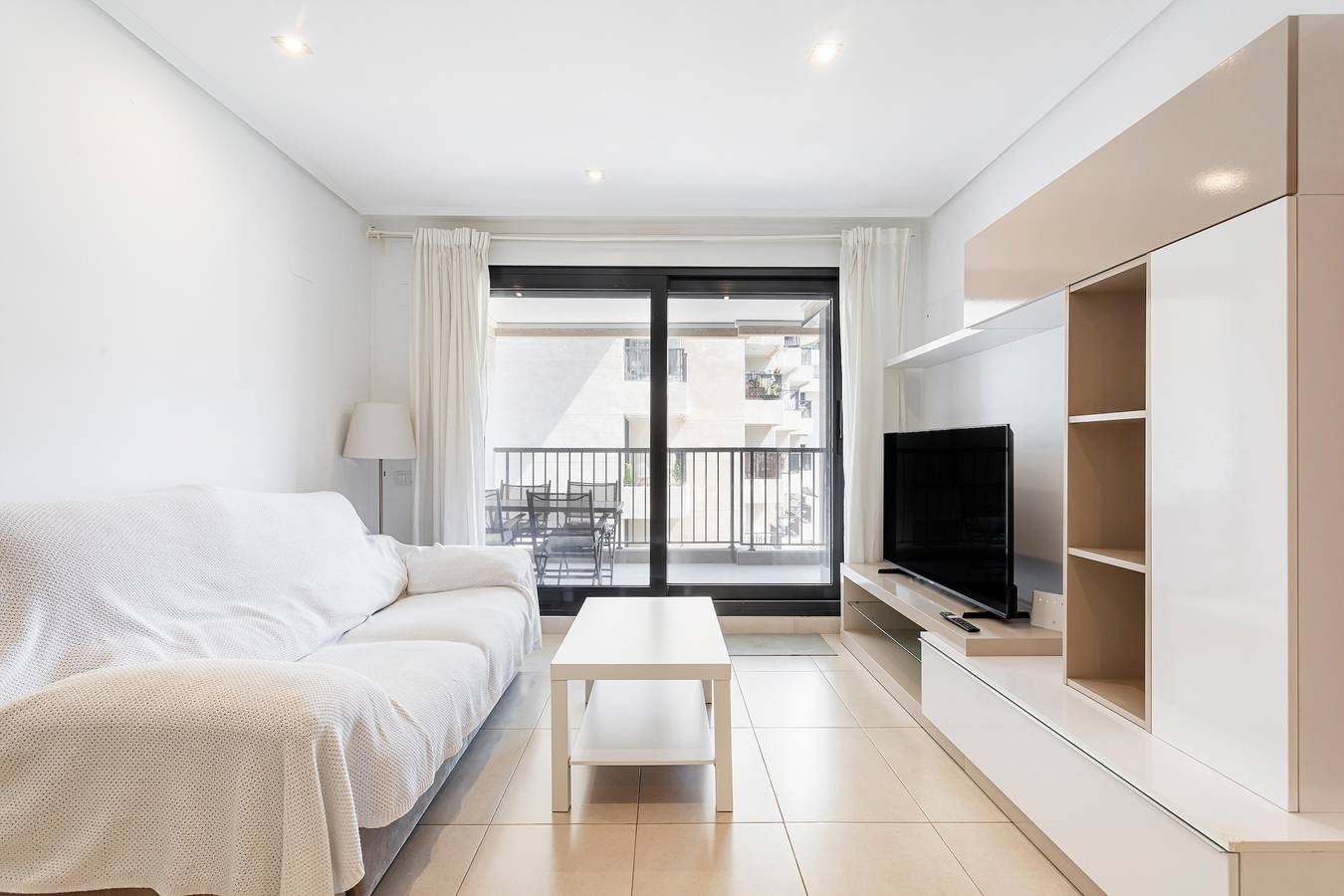 Appartement entier, Appartement 'Valencia Playa' avec vue sur la mer, Wi-Fi et climatisation in Patacona, Alboraya