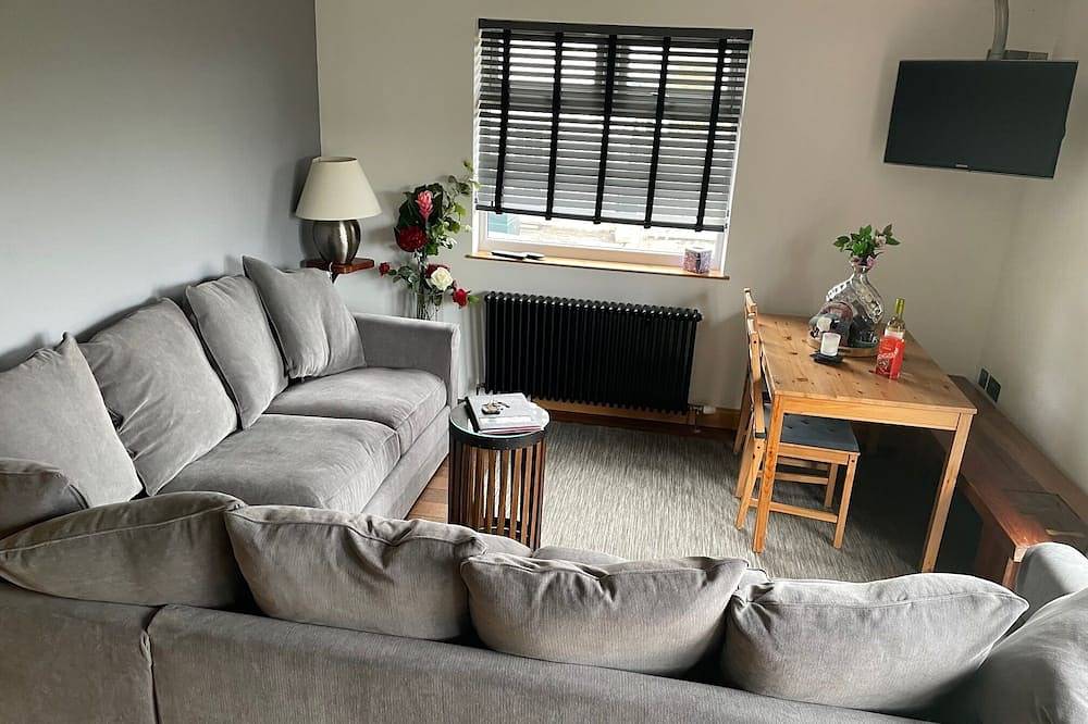 Cottage mit 2 Schlafzimmern mit offenem Blick nach hinten in Lewis and Harris, Äußere Hebriden