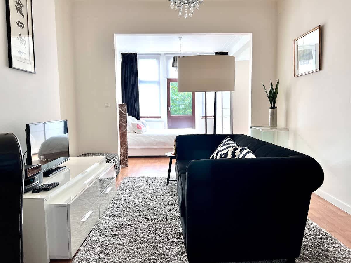 Appartement entier, Appartement de vacances pour 2 personnes avec balcon/terrasse in Bruxelles, Région de Bruxelles