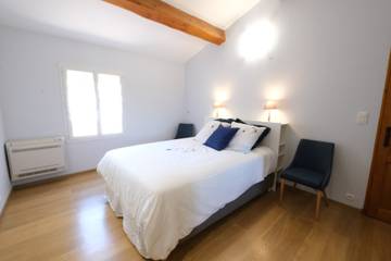 Maison De Vacances pour 10 Personnes dans Cavaillon, Parc naturel régional du Luberon, Photo 2