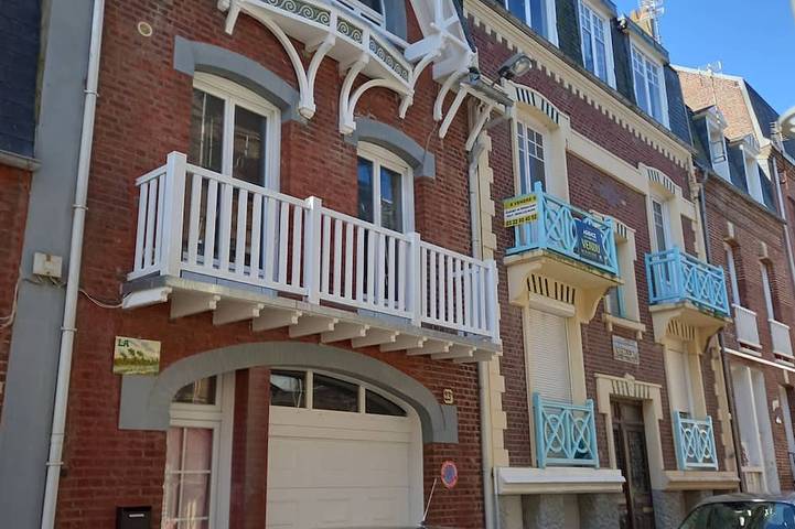 Villa für 6 Personen, mit Terrasse