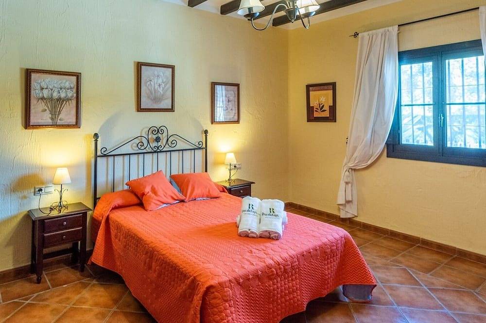 Casa Rural Castillo Málaga in Málaga (Este), Malaga
