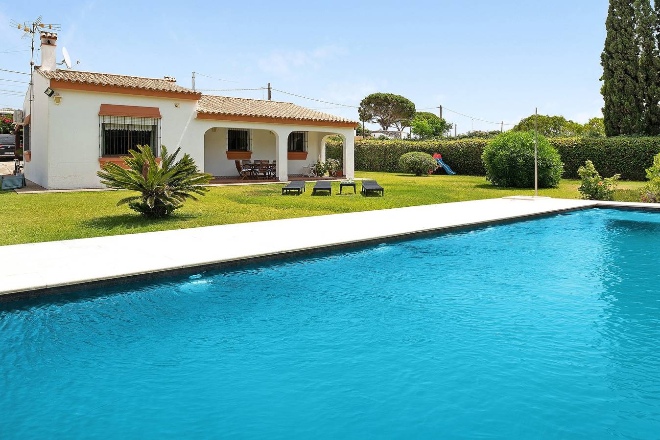 Casa di vacanza Casa Los Alamos con piscina, Wi-Fi, aria condizionata e terrazza in Vejer de la Frontera, Costa de la Luz