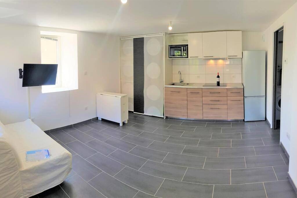 Appartement entier, One-Bedroom Apartment in Botans, Territoire de Belfort