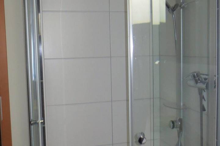Ganze Wohnung, Schöne Ferienwohnung in sonniger,  ruhiger Lage, Wohnfläche 65m² in Biberach an der Riß, Landkreis Biberach