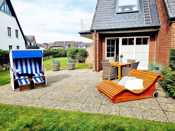 Ganze Wohnung, Neu gestaltetes Zwei-Zimmer-Appartement in zentraler Lage in Wenningstedt in Nordfriesische Inseln (Schleswig-Holstein) (Schleswig-Holstein), Wenningstedt
