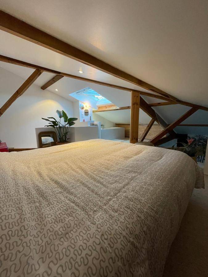 Gîte pour 4 personnes, avec jardin et vue, adapté aux familles dans Plage Naturistes - 3