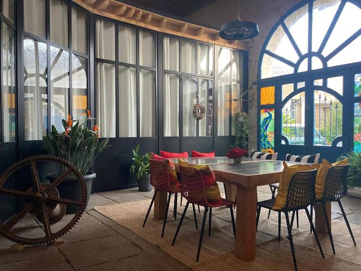 Alojamiento y desayuno para 2 personas, con terraza además de jardín y vistas - 1