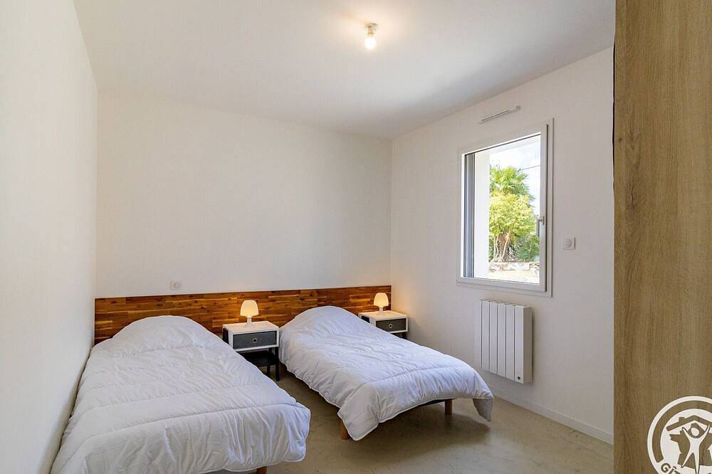 Gîte moderne avec jardin clos et animaux admis près de Nantes et Angers in Saint-Christophe-la-Couperie, Orée-d'Anjou