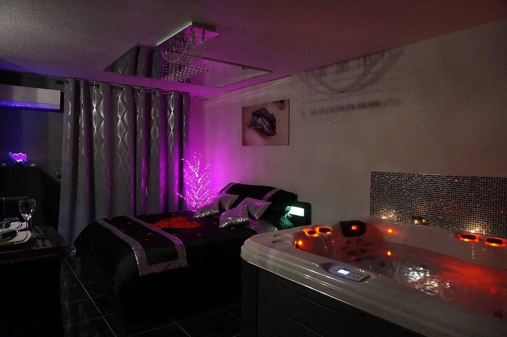 Appartement entier, Appartement Jacuzzi entre Montpellier et Béziers in Clermont-l'Hérault, Région de Lodève