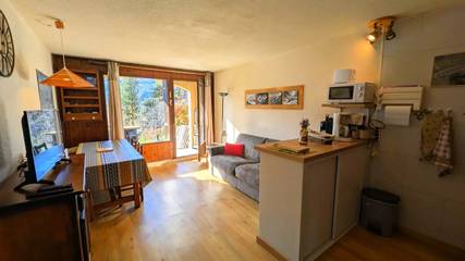 Gîte pour 4 personnes, avec vue et jardin à Vallouise