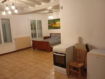 Cottage pour 2 personnes, avec vue et jardin dans Santilly