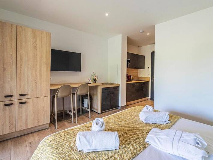 Pierre & Vacances Premium Résidence Les Terrasses d'Arsella - Studio 2 personnes - Climatisation - Grande terrasse in Porto-Vecchio, Arrondissement de Sartène