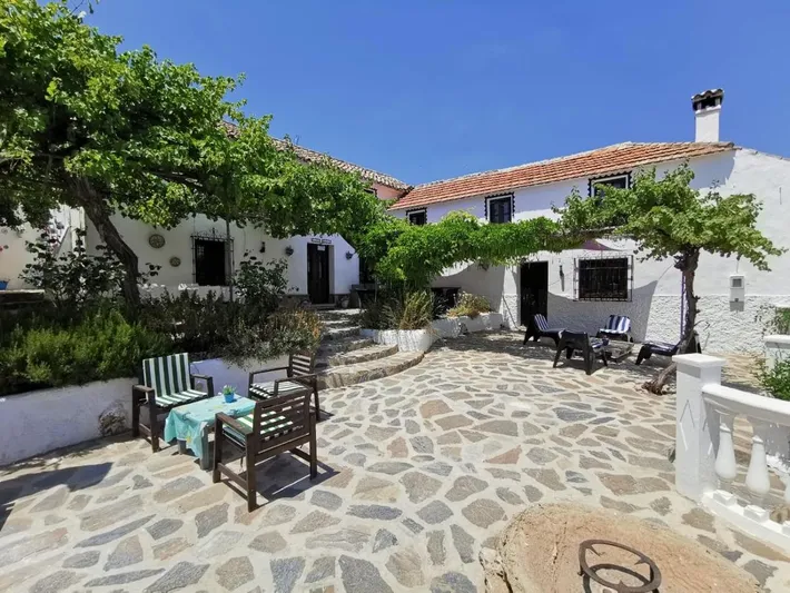 Casa de vacaciones para 12 personas, con jardín además de piscina y vistas - 1