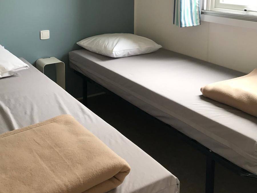 Camping Des Favards - Mobile home 6 persons - Comfort 2 bedrooms in Violès, Vaucluse