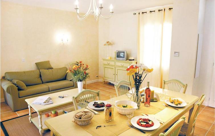 Gîte pour 4 personnes, avec jardin ainsi que piscine et balcon dans Domaine de Fayence - 3