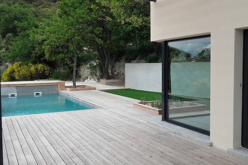 Contemporary gites with swimming pool in Drôme Provençale in Rousset-les-Vignes, Nyons und Umgebung