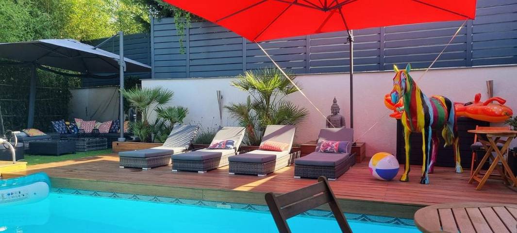 Casa de vacaciones para 4 personas, con piscina además de vistas y jardín - 1