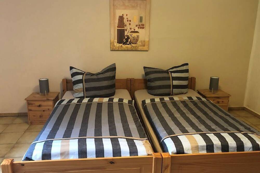Ganze Wohnung, Ferienwohnung am Schöneberg Nähe Nürburgring in Heckenbach, Osteifel