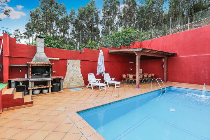 Casa de vacaciones para 11 personas, con Balcón y Terraza además de Jardín y Piscina en Moya