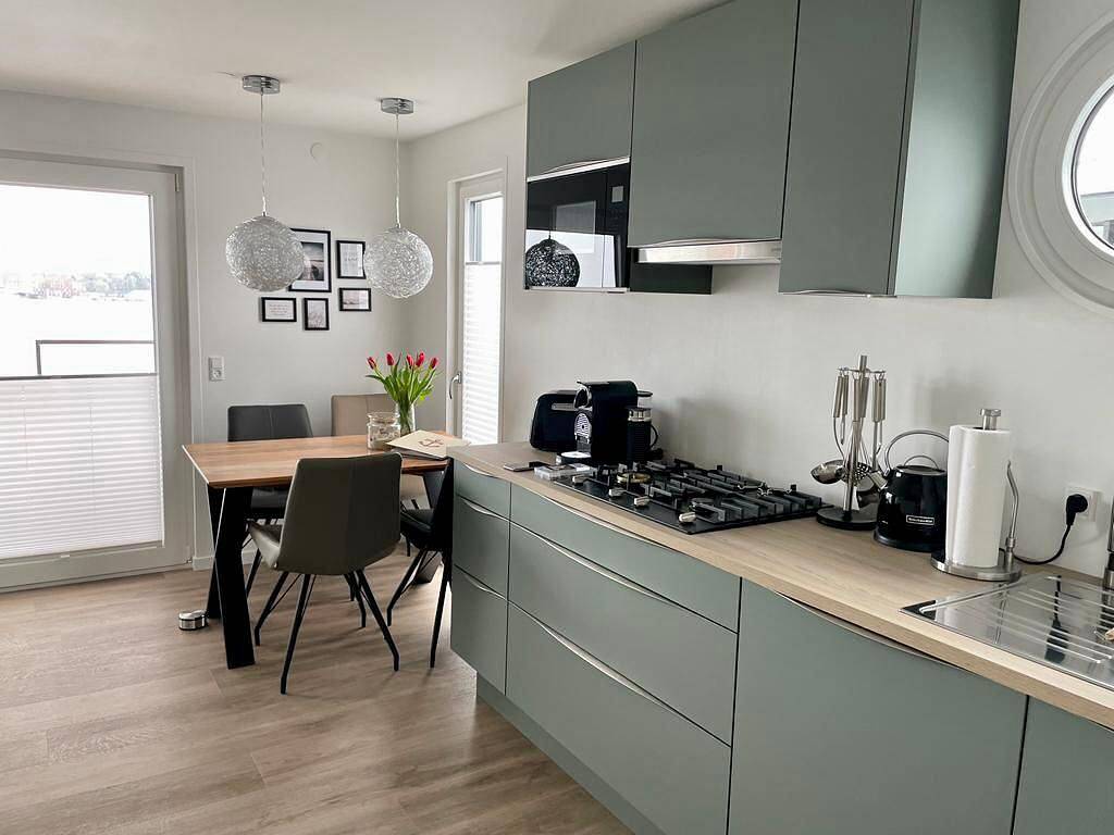 Exklusiver Urlaub in Heiligenhafen auf dem Hausboot "Aurora" in Heiligenhafen, Kreis Ostholstein