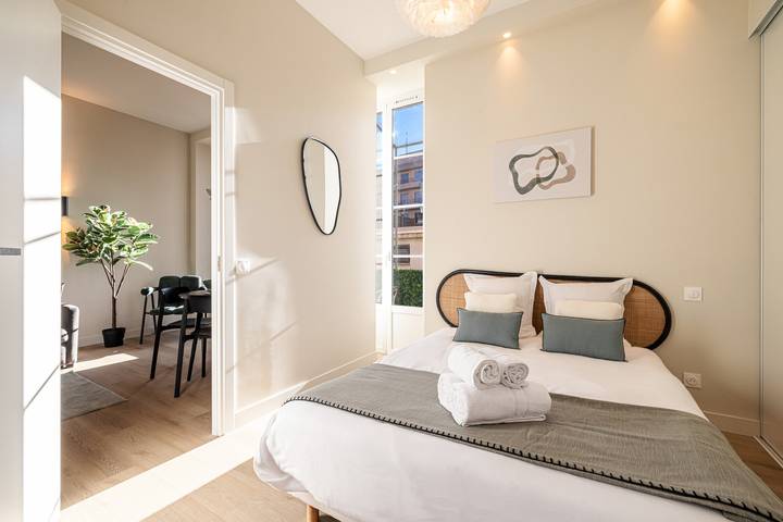 Gîte pour 2 personnes, avec balcon dans Place Massena - 2