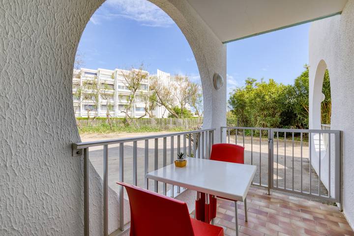 Estudio entero, Estudio con terraza a pocos pasos de la playa en La Grande Motte - renovado 2026 in La Grande-Motte, Costa mediterránea (Francia)