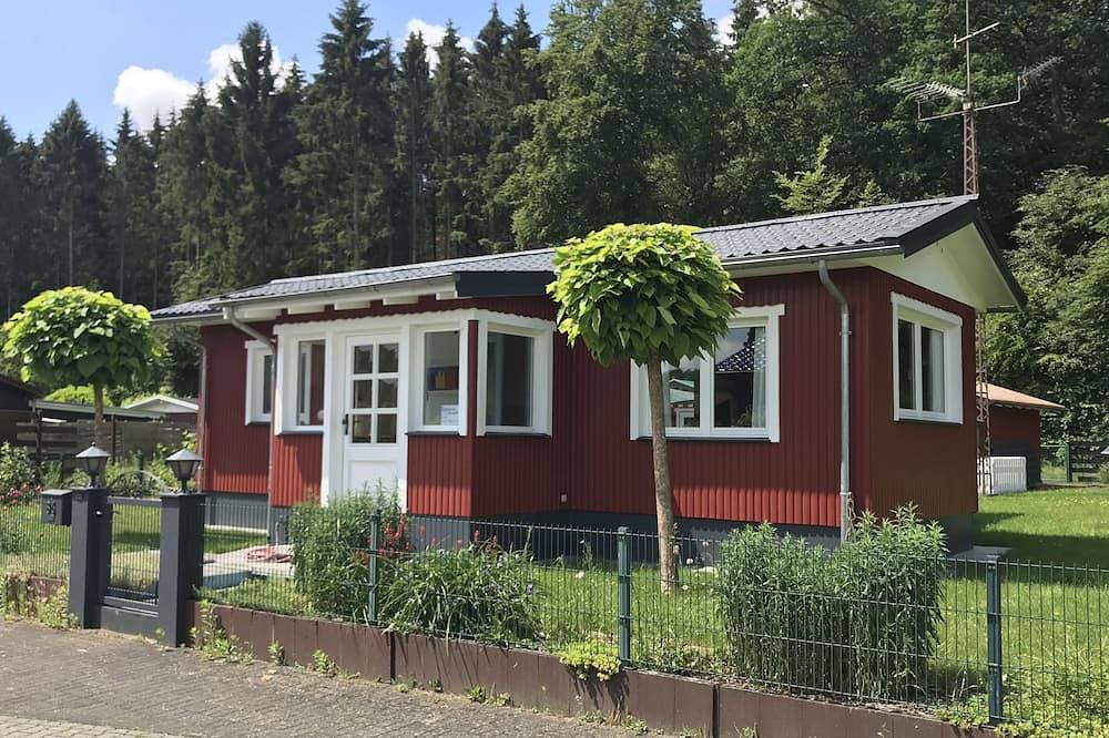 Houten huis met grote tuin en sauna \"honden welkom\" in Helferskirchen, Westerwald