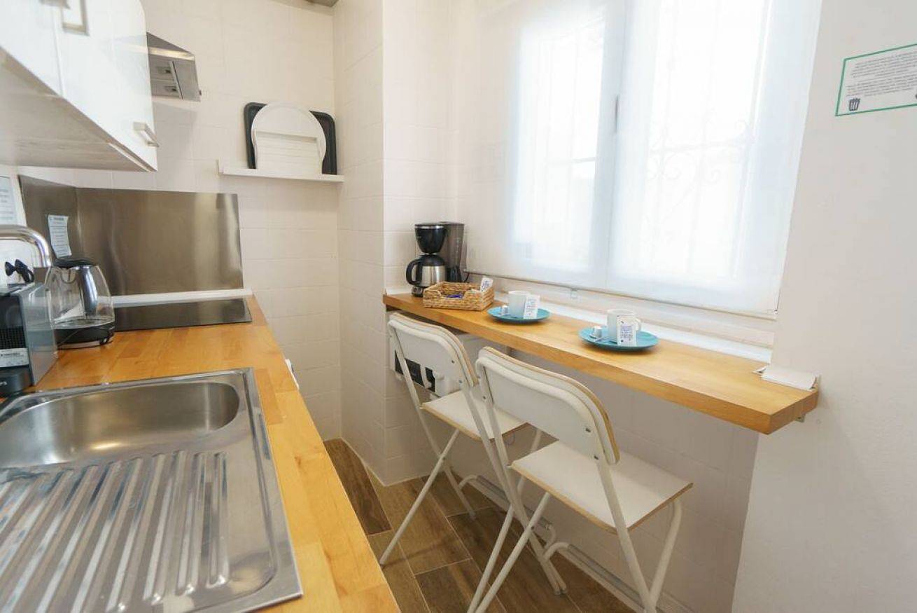 Ganze Wohnung, Ferienwohnung für 2 Personen mit Balkon/Terrasse in Casco Antiguo, Sevilla