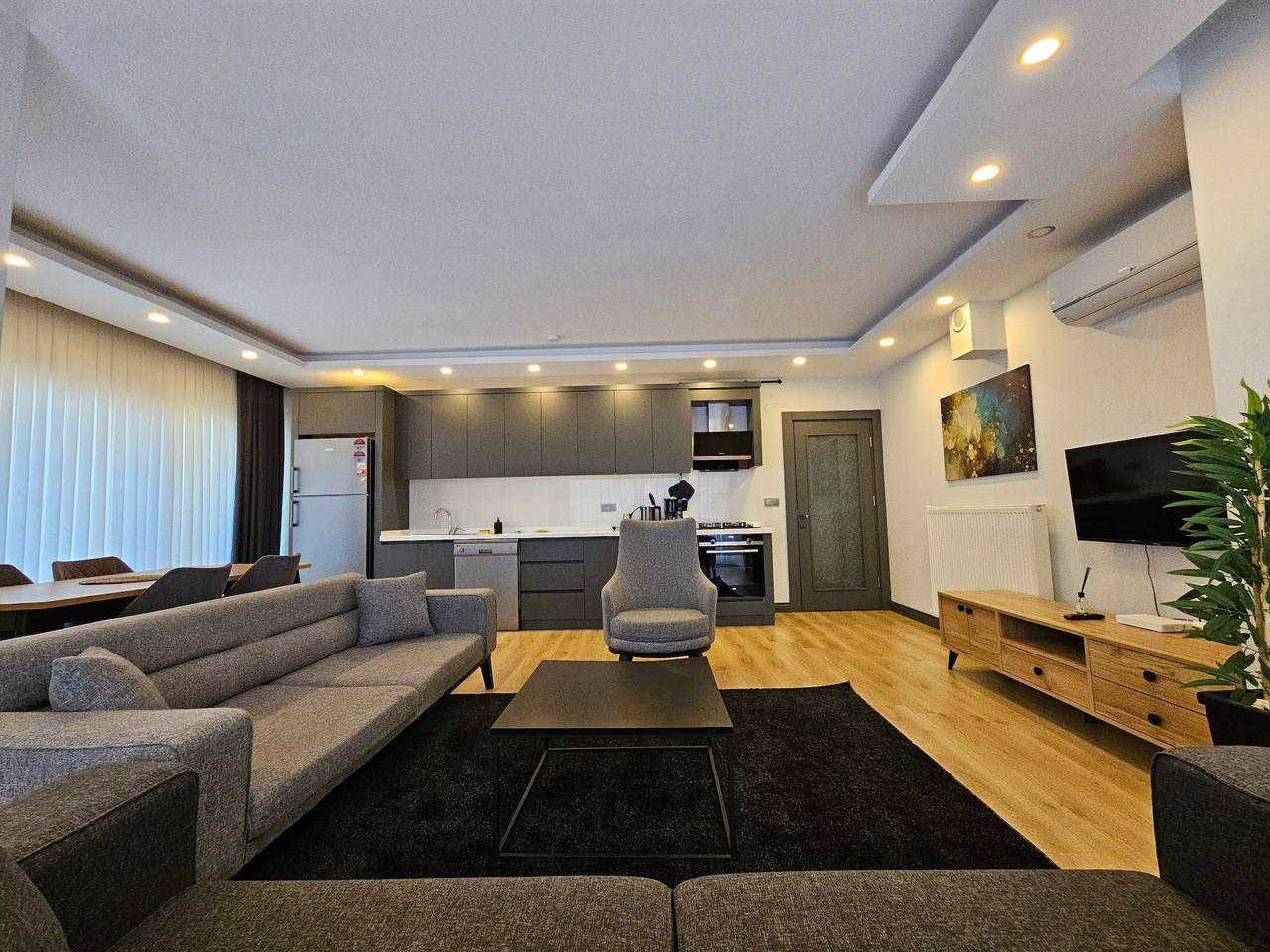 Ganze Wohnung, Professionally Maintained, Spacious New Suites 2-2 in Muratpaşa, Provinz Antalya