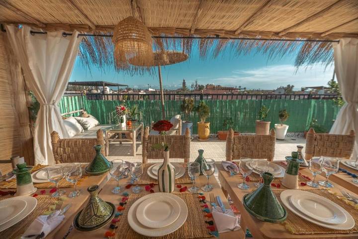 Maison d’hôte pour 8 personnes, avec vue et terrasse, adapté aux familles à Marrakech