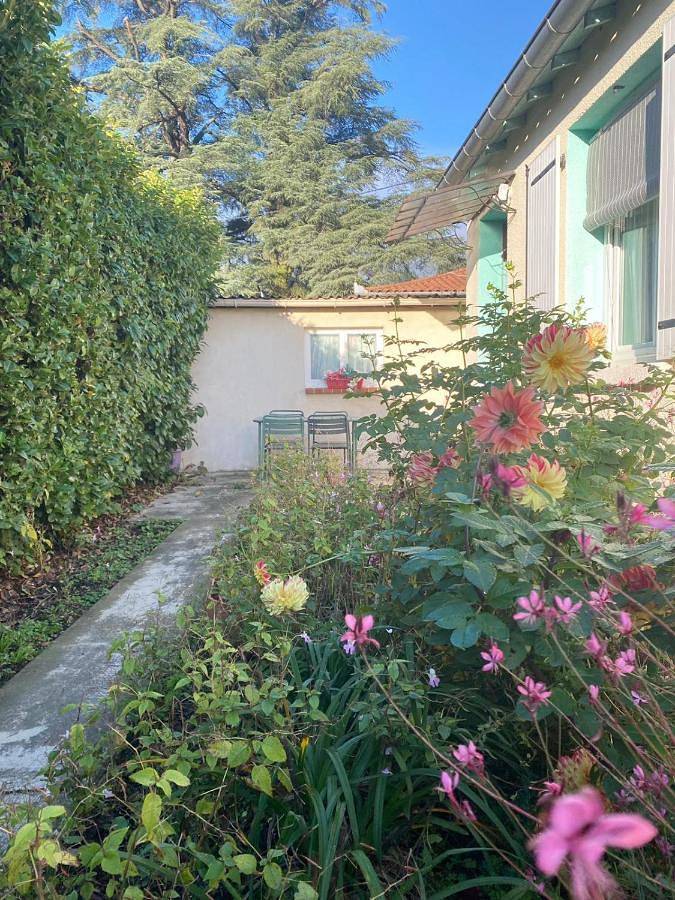 Location de vacances pour 6 personnes, avec vue et jardin à Le Vigan - 2