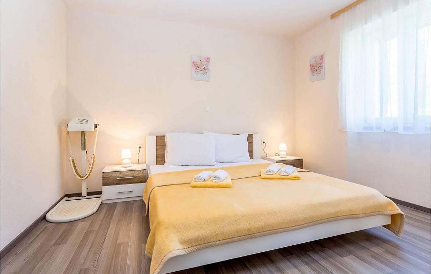 Appartement de vacances entier, Charmant appartement d'une chambre avec piscine, Wi-Fi et parking près du restaurant Mošuna in Baška, Krk