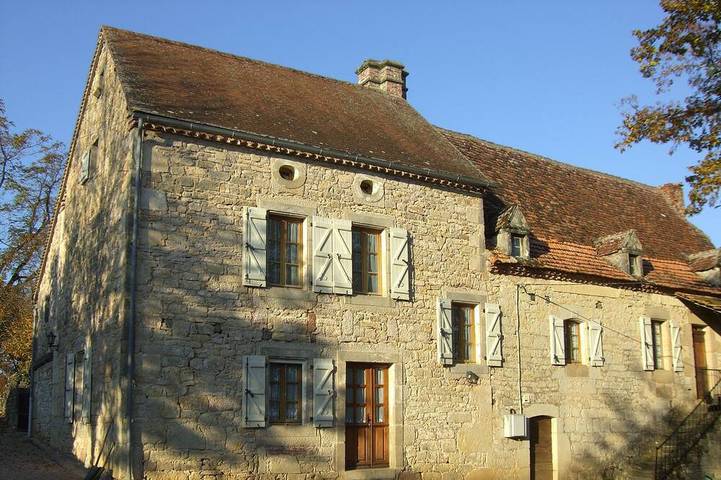 Location de vacances pour 11 personnes, avec balcon à Sonac