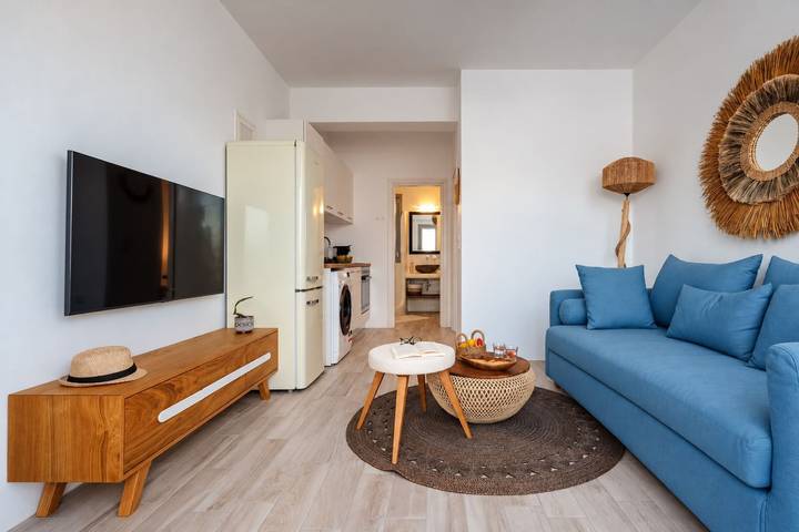 Ganze Wohnung, Ferienwohnung für 2 Personen mit Balkon/Terrasse in Agios Prokopios, Naxos