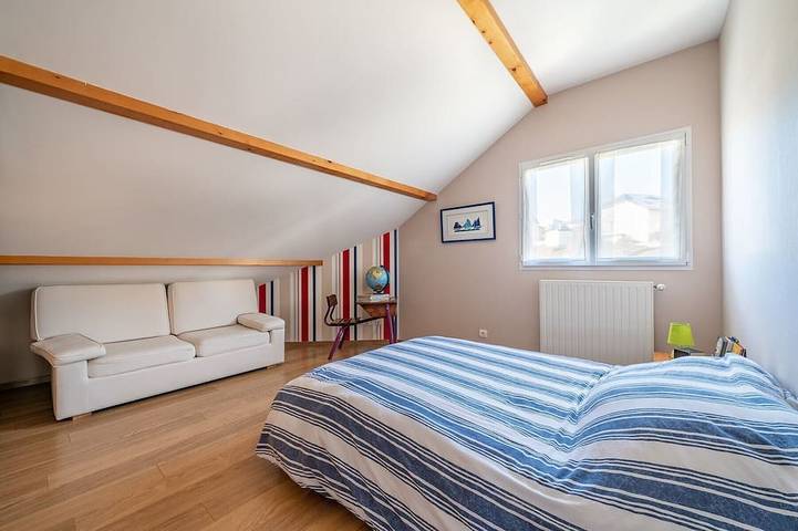Modernes Haus mit Pool zwischen dem See von Annecy und Aix les Bains in Rumilly, Annecy und Umgebung