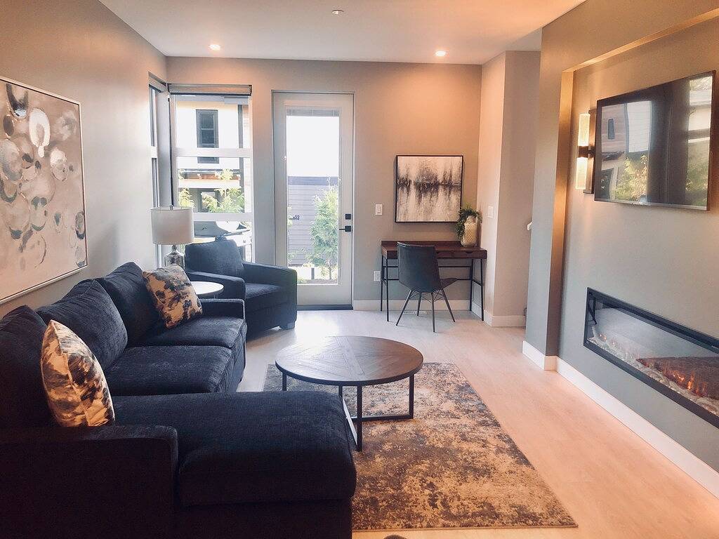 Luxury Townhouse on Rathtrevor Beach with Pool in Parksville, Regional District of Nanaimo