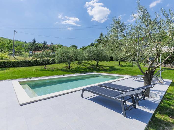 Ferienhaus für 6 Personen, mit Balkon und Garten in Zentralistrien - 2